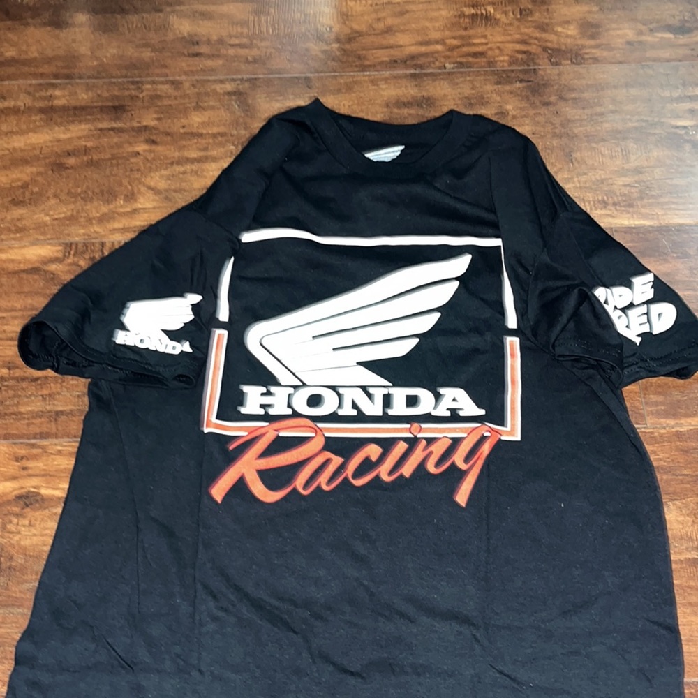 Honda Racing - Picture 3 of 3